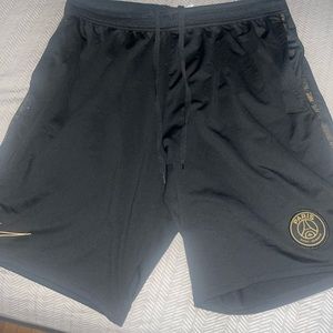 Mens XXL Nike athletic shorts